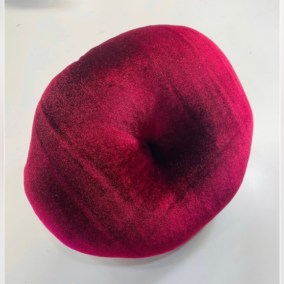 “Midnight Kiss” Velvet Pumpkin Home Decor - Picture 5 of 5